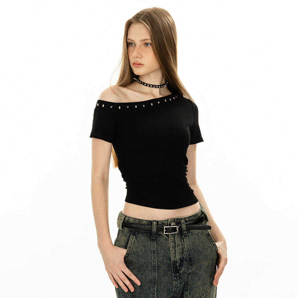 Irregular off shoulder rivet short sleeved T shirt for women summer waisted short sleeved hot girl European and American top Many people commented that the texture is very good More than 10 000 people added it to their shop