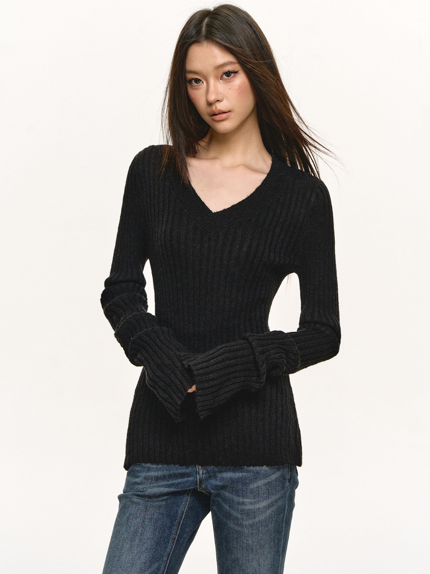 Anna Aneae black V-neck sweater base layer for women, autumn/winter soft and slimming pullover knit top