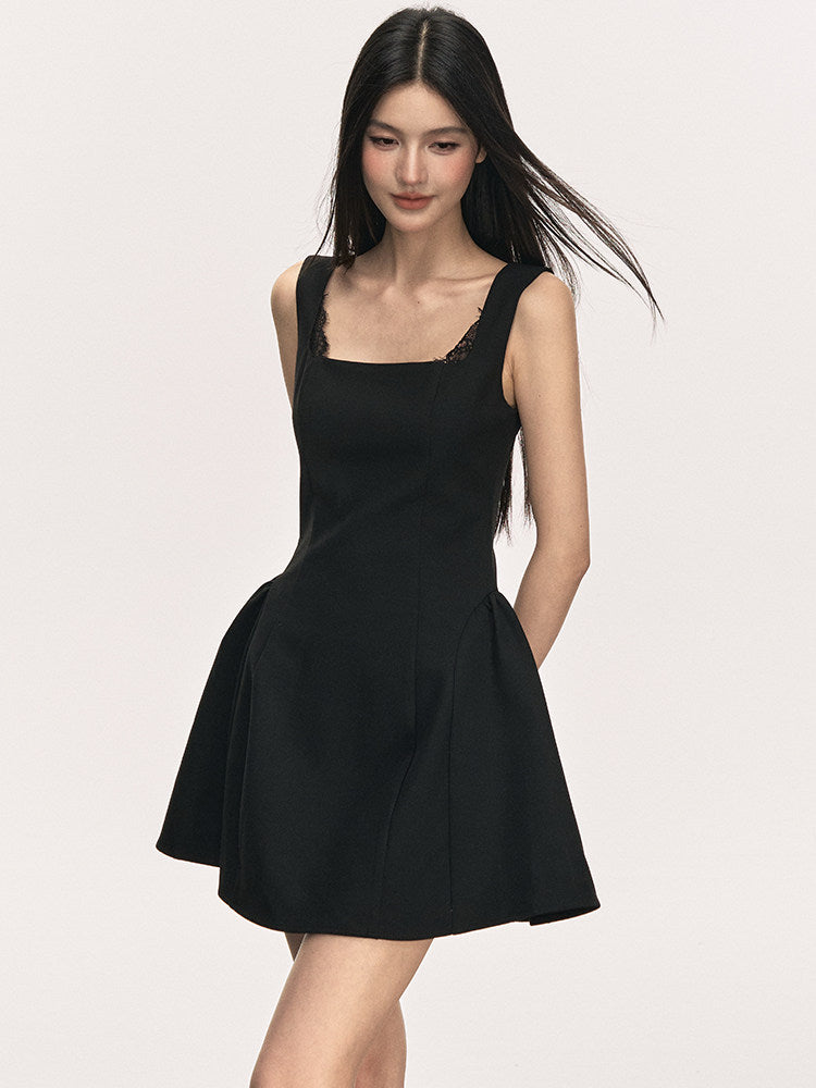 VEYBE wool square-neck dress for women, summer lace spaghetti strap fitted French sleeveless waist-cinching cake dress