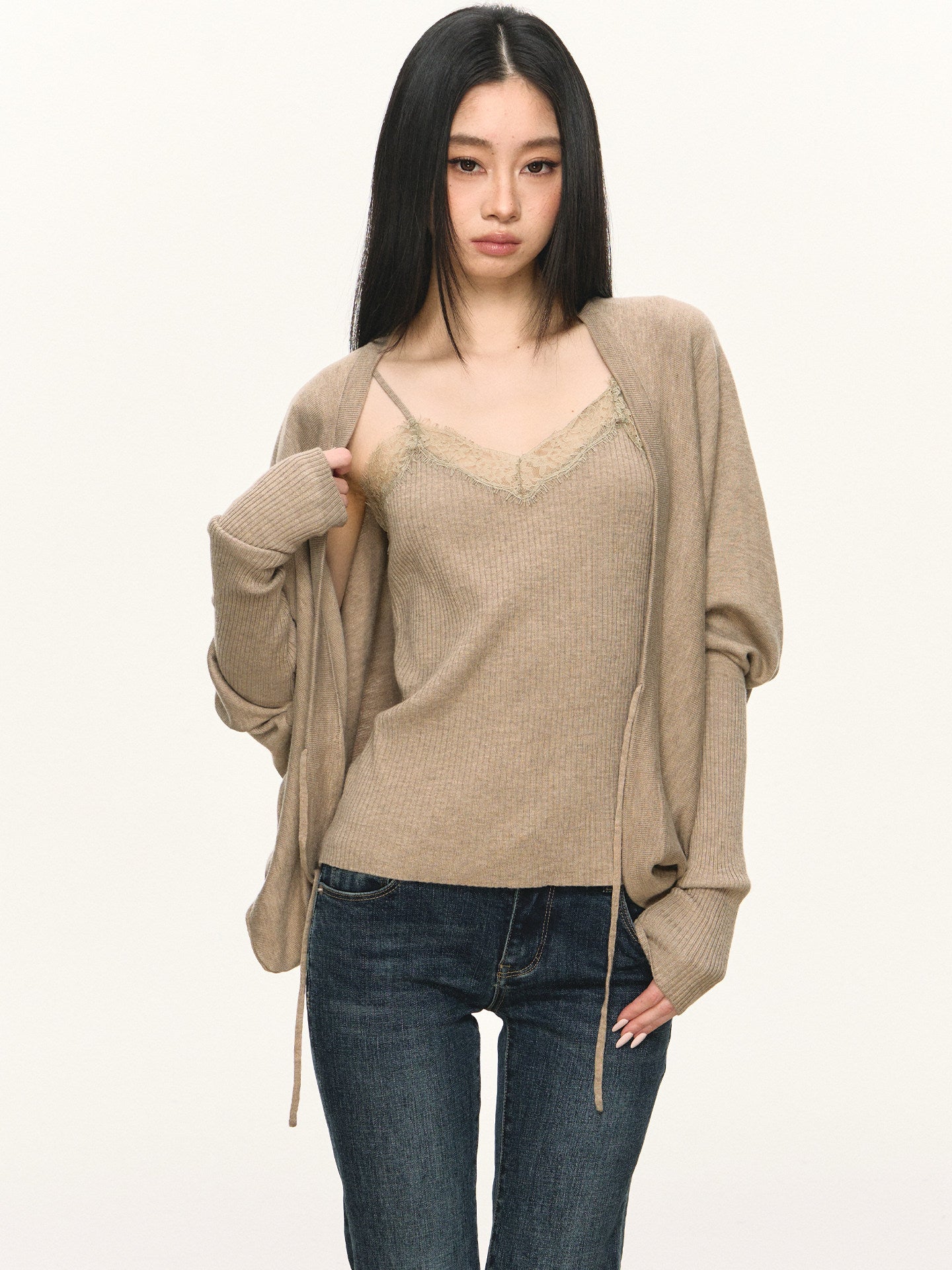 Anna Aneae deep V-neck patchwork knit camisole for women, spring pure and alluring hot girl, loose versatile jacket two-piece set