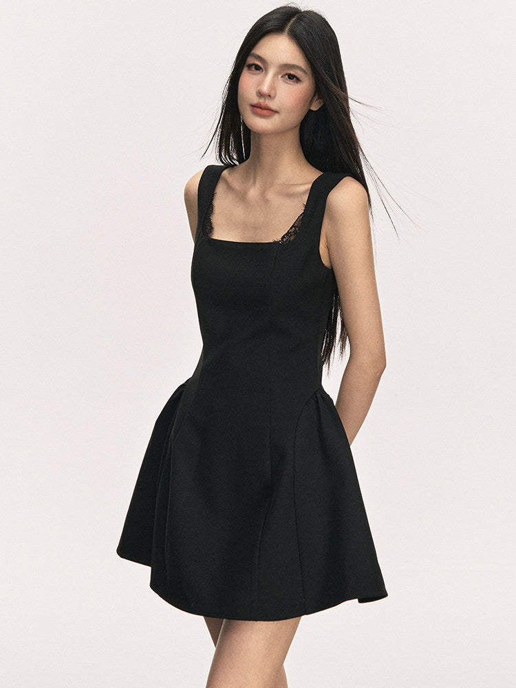 VEYBE wool square-neck dress for women, summer lace spaghetti strap fitted French sleeveless waist-cinching cake dress