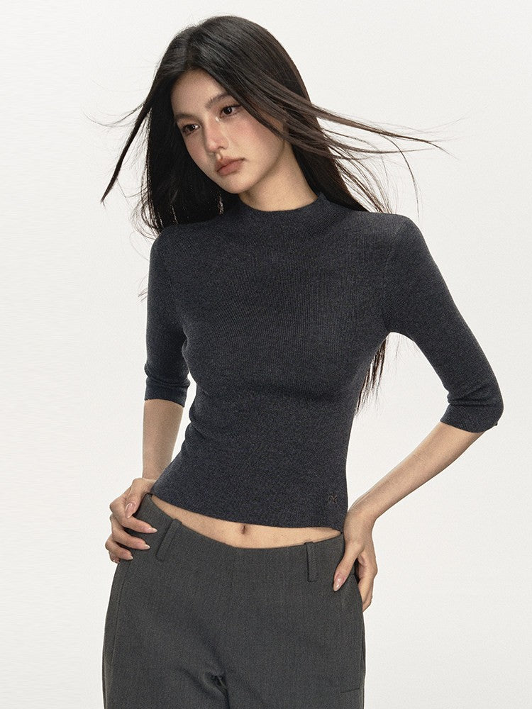 Semi-Turtleneck Base Shirt